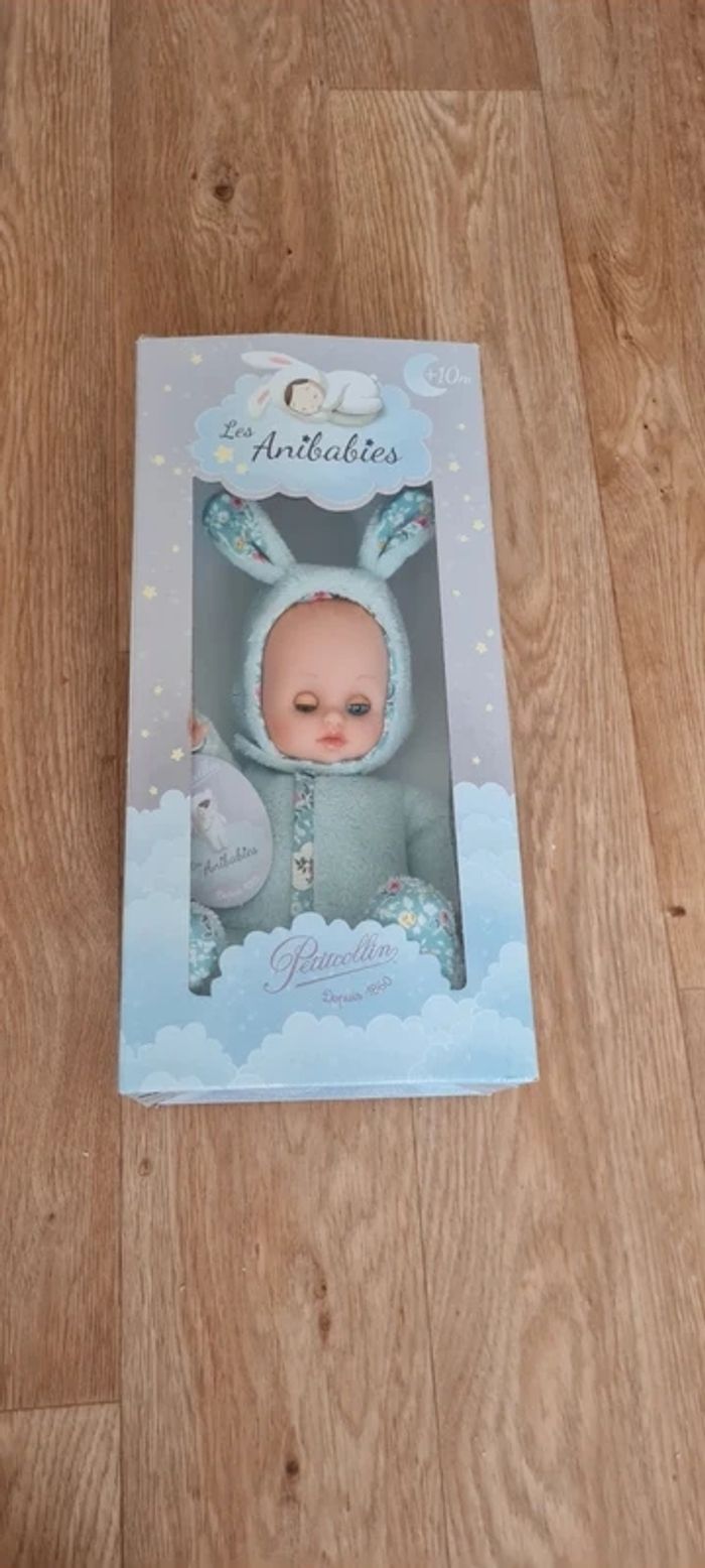 Poupée Anibabies 28 cm :  Petitcollin neuve