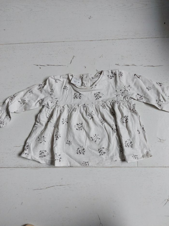 T-shirt manches longues Zara Taille 9-12 mois
