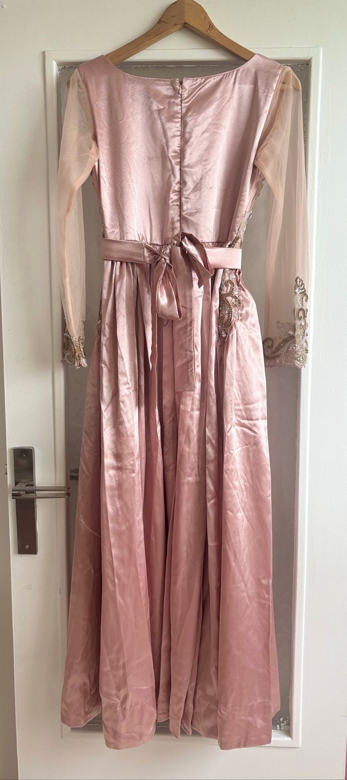 Robe de soirée - photo numéro 4