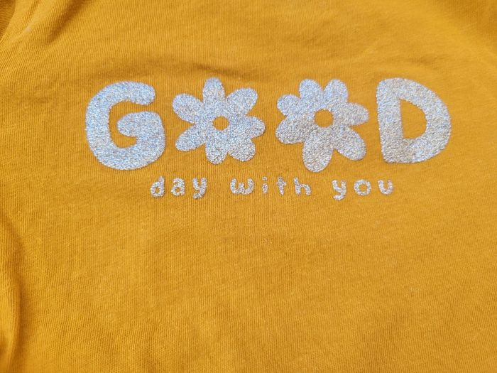 T shirt jaune fleur - photo numéro 2