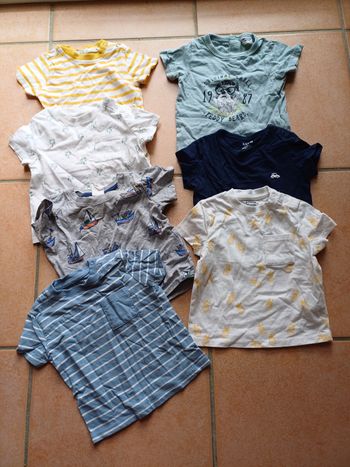 Lot de 34 vêtement garçon 6 mois été