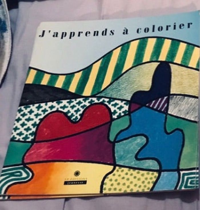 J’apprends à colorier