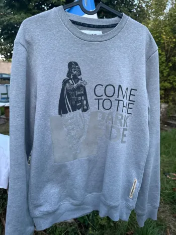 Pull / sweat starwars celio