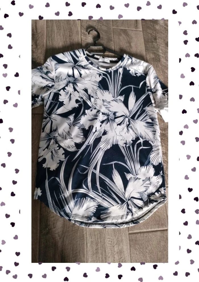 T-shirt manches courtes fleurs