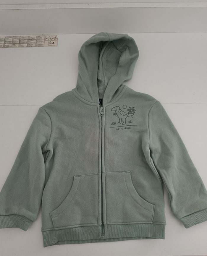 Sweat zippé