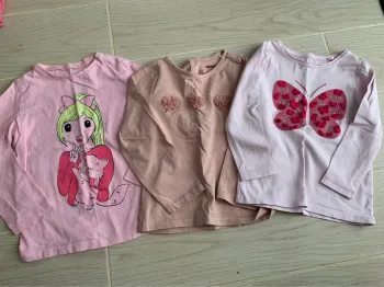 Lot 3 t-shirts fille 36m-3a