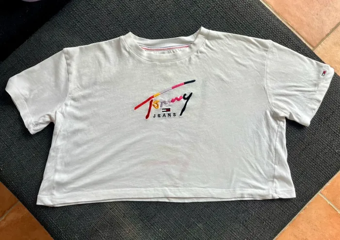 T shirt crop top
