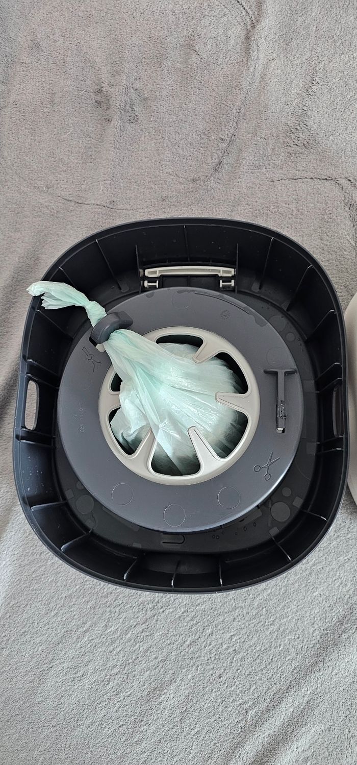Poubelle a couche twist & click Tommee Tippee - photo numéro 7