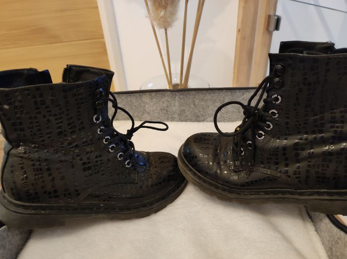 Bottines dockers noires brillantes - photo numéro 3