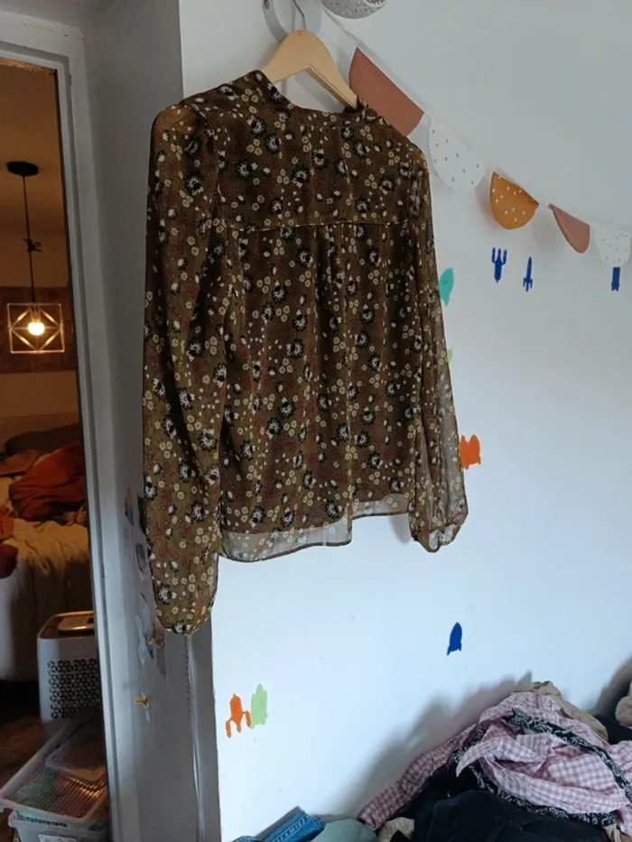 Pas de vintedgo go svp ! Chemisier boutons - photo numéro 4