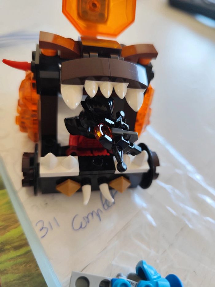 Lot 2 set Lego Nexo Knights 70311 et 70332 la catapulte du chaos et Aaron - photo numéro 6