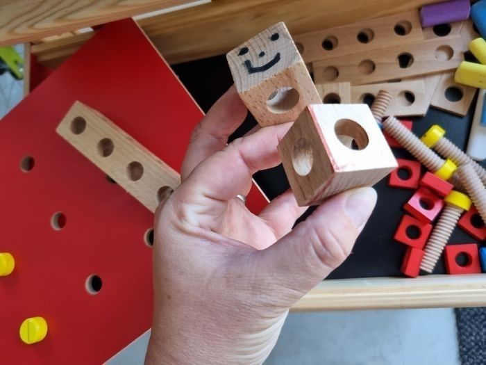 Établi + caisse à outils jeujura - photo numéro 3