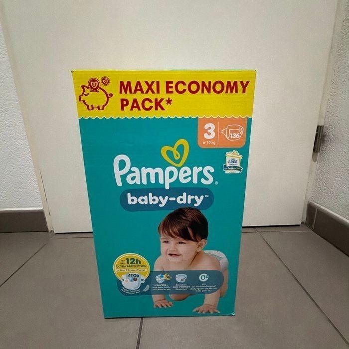136 couches pampers taille 3 - photo numéro 2