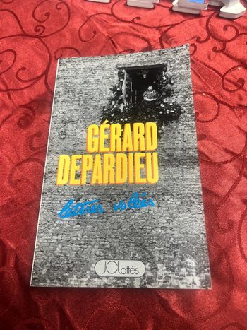 Livre de Gérard Depardieu.