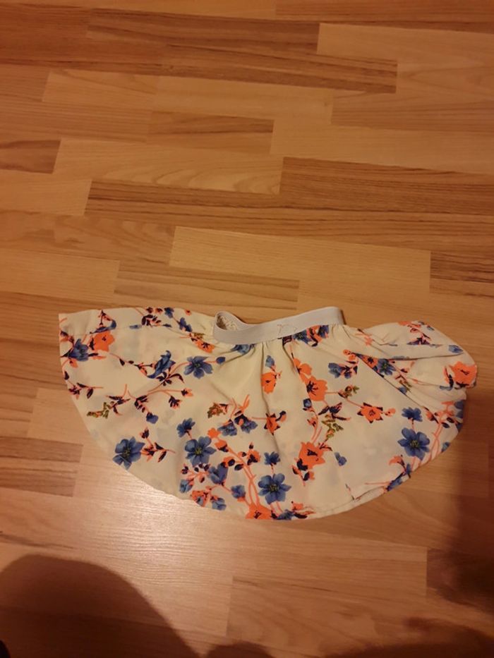 jupe fleurie originale 3 ans - photo numéro 2
