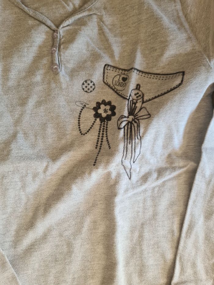 Lot 2 t-shirts manches longues / Taille 14 ans - photo numéro 4