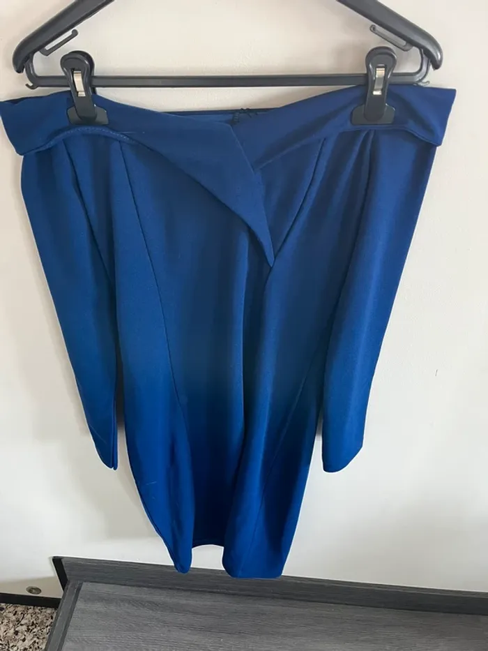 Robe soirée bleu sexy épaules dénudées manches longues