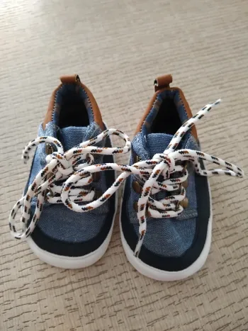 Chaussures souples neuves bébé