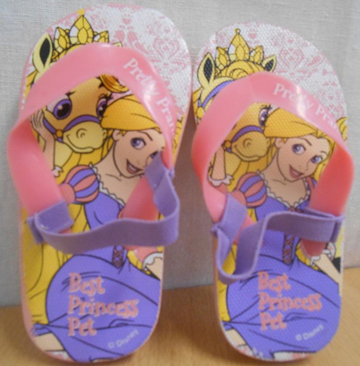 Claquettes pointure 22 - Raiponce Disney neuves