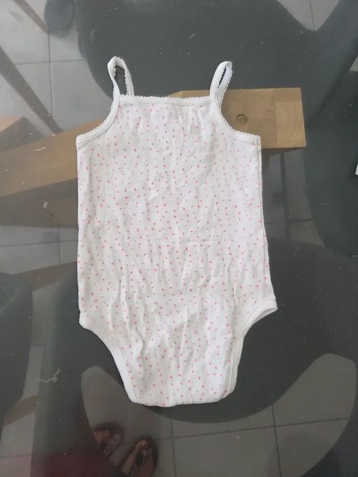 Body bretelles taille 23 mois - photo numéro 2
