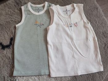 Pulls  2/3 ans sergent major  neufs