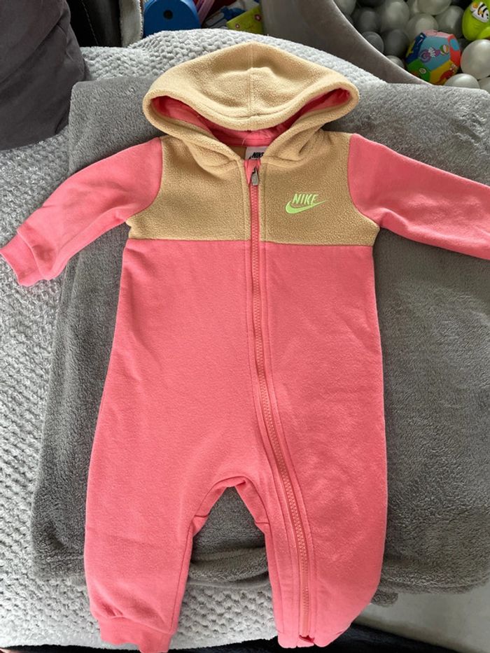 Combinaison Nike 12 mois