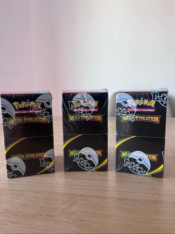 Demi display Pokémon Mega Évolution ME01