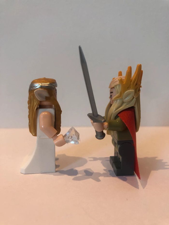 Figurine type lego Thranduil le Roi elfe et Galadriel. le seigneur des anneaux/le hobbit - photo numéro 2