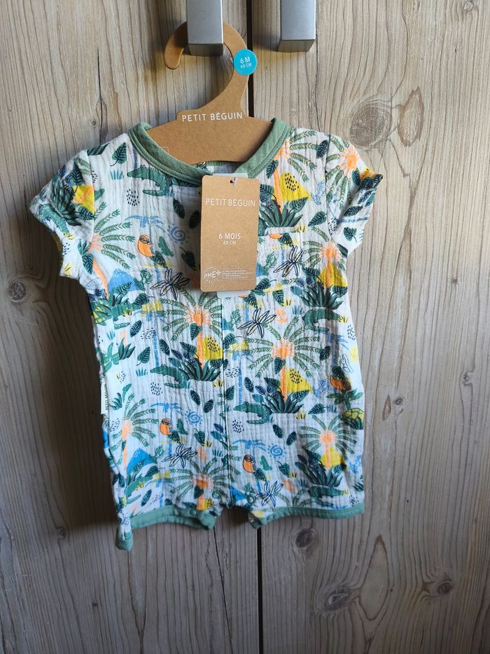 Combinaison short 6 mois