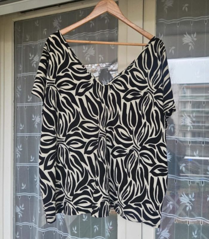 Blouse femme taille 50/52 neuve