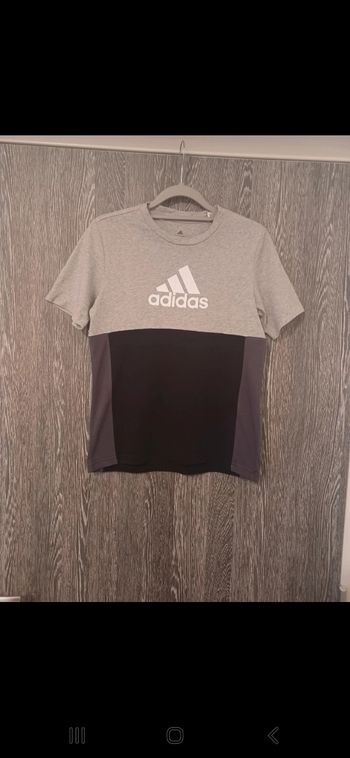 Tee-shirt manches courtes colorblock Adidas