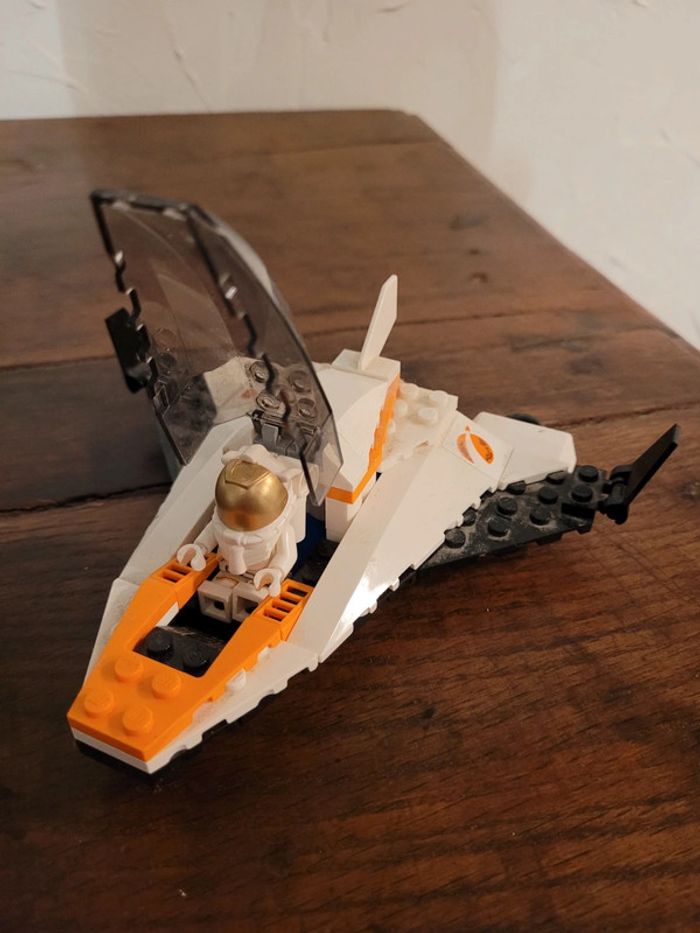 Vends vaisseau lego city 60224 - photo numéro 4