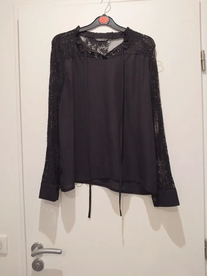 Blouse neuve taille 40-42