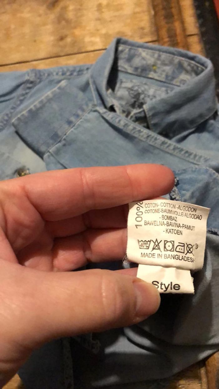 Très jolie chemise en jeans Complices 3 ans - photo numéro 9