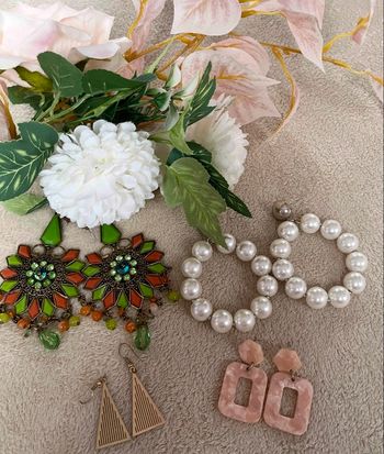 Lot de boucles d’oreilles fantaisie pour femme 