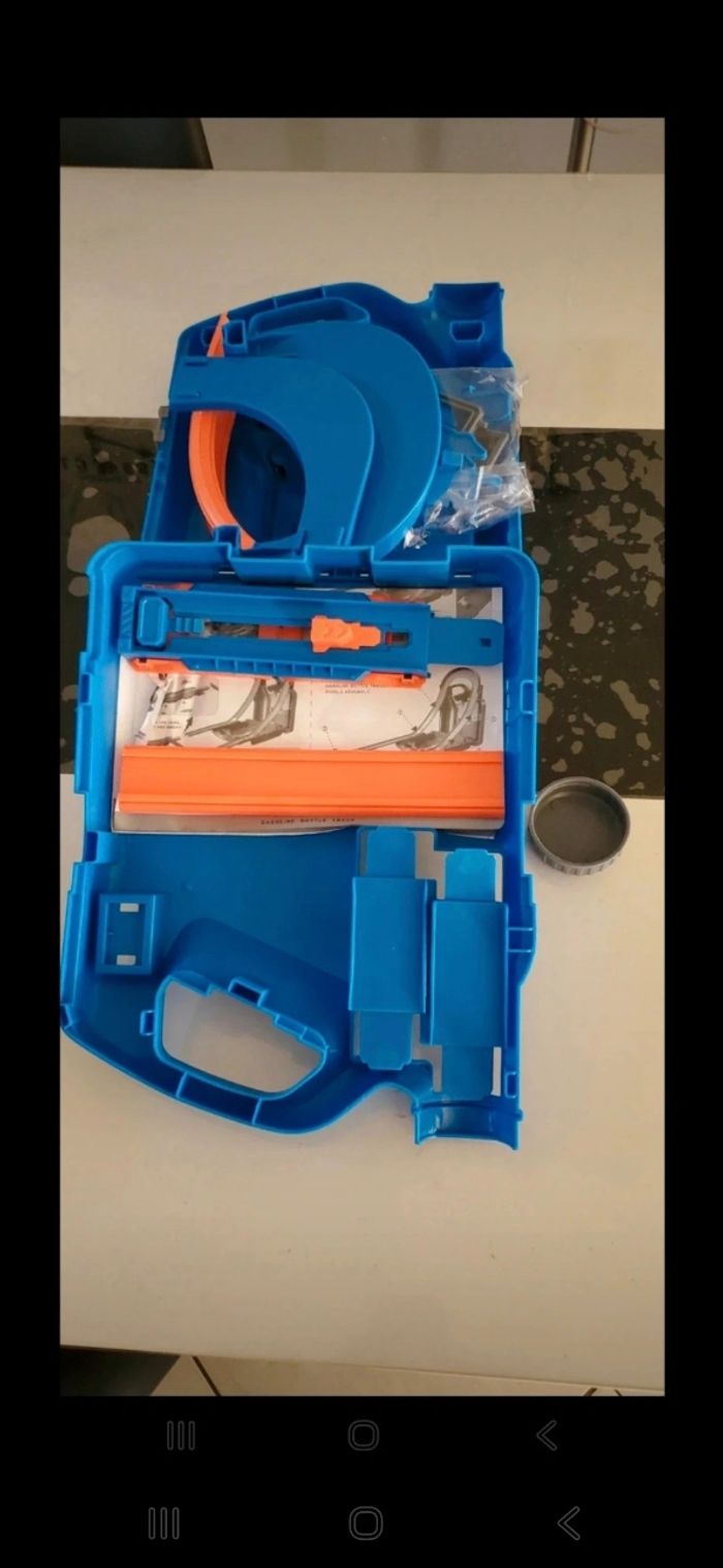 Circuit de course avec Voitures - photo numéro 3