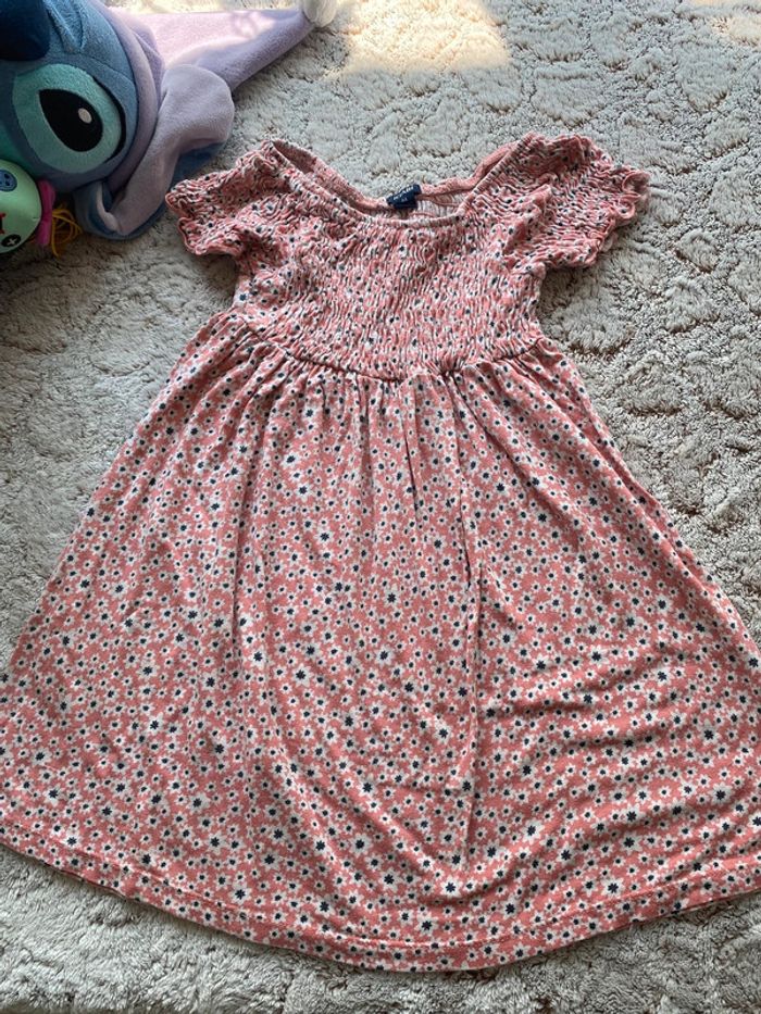 Jolie robe Kiabi 4 ans - photo numéro 2