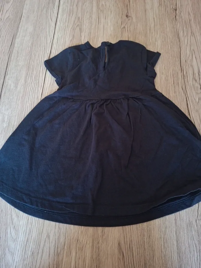 Robe noire neuve 12 mois kiabi - photo numéro 3