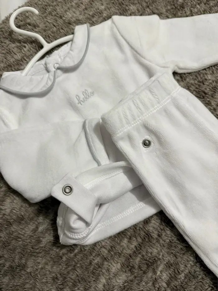 ensemble blanc 2 pièces / ensemble pyjamas 2 pièces - photo numéro 3