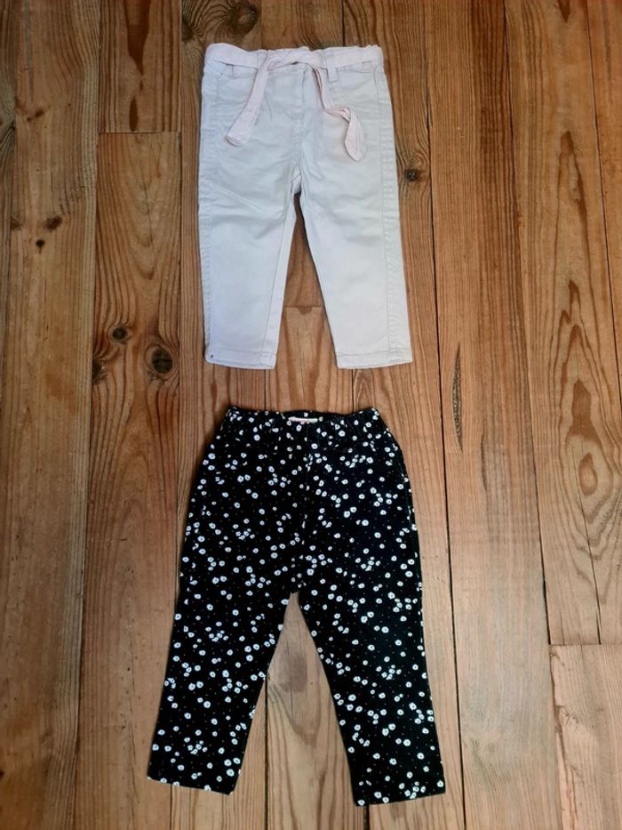 Lot de 2 pantalons pour bebe fille