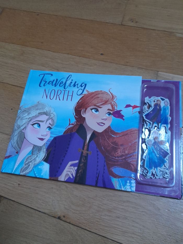 Lot livres aimantés disney - photo numéro 6