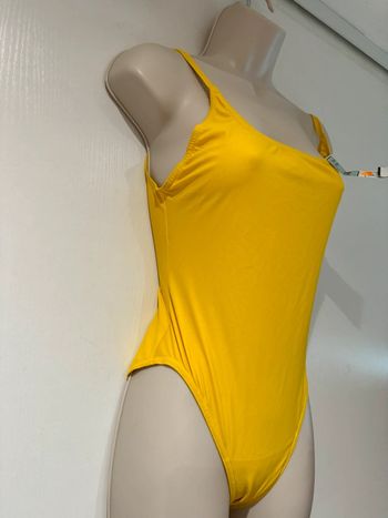 Maillot de bain, une pièce uni  jaune polyamide, élasthane
