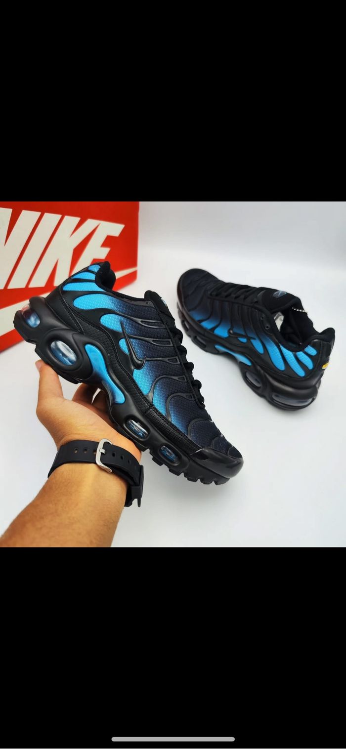 Nike tn noir bleu fluo édition limite 39
