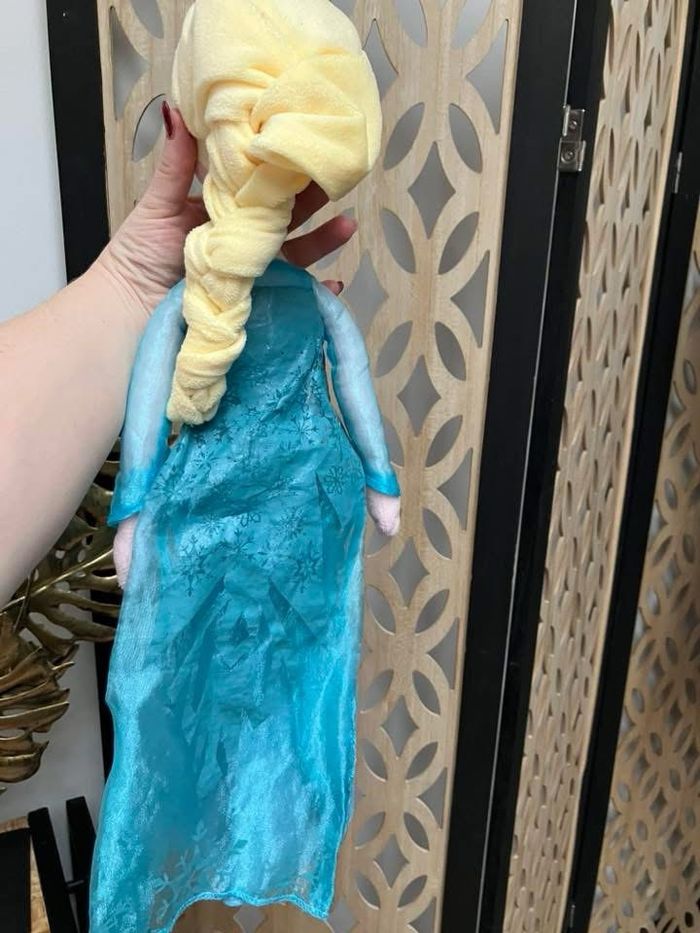 Doudou Elsa Disney store - photo numéro 4