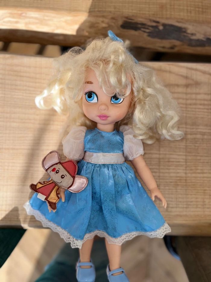 Poupée Disney store cendrillon animators sac 40 cm collection