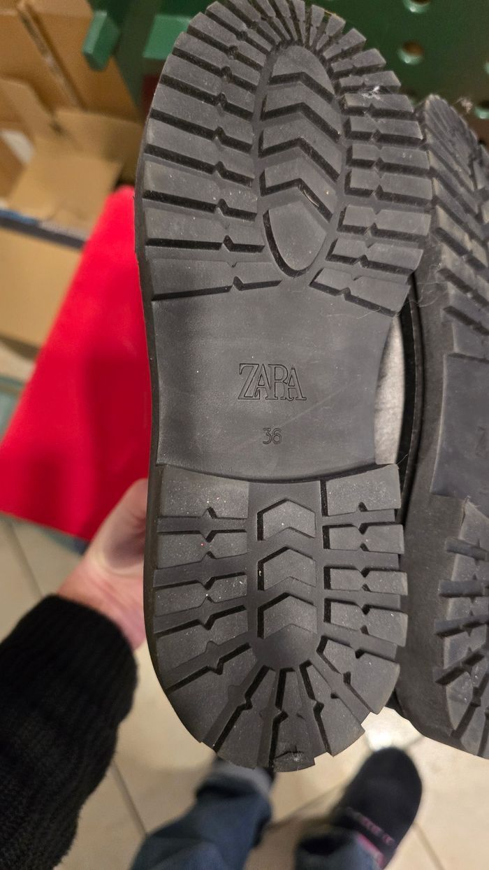 Neuves (non portées)🩷 🩷🤩😍🎉🎉 bottines fille pointure 36 😍🤩🩷🩷 - photo numéro 7