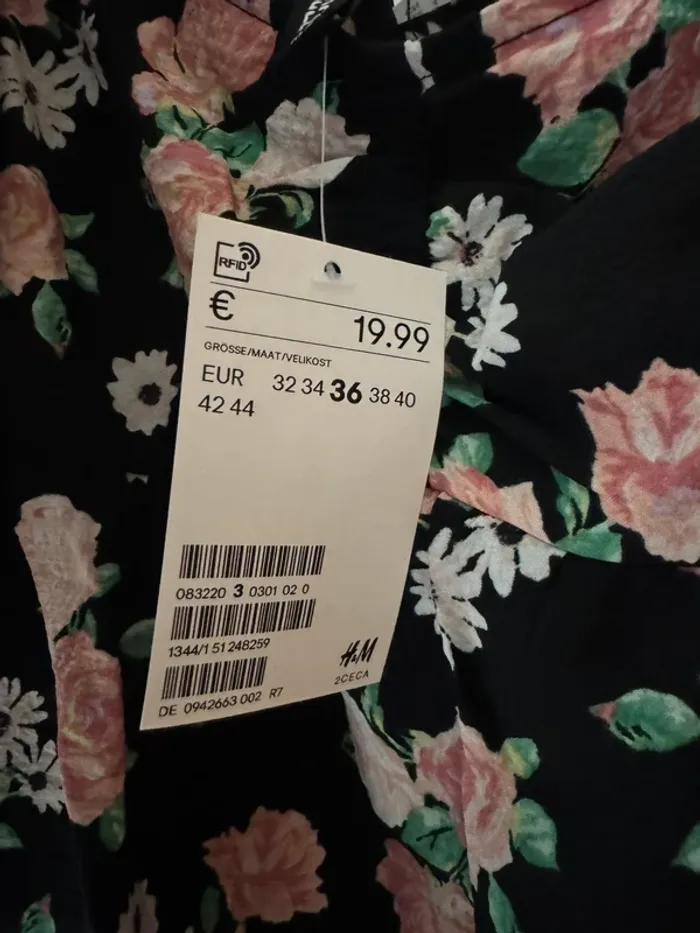 Robe fleurs Divided - photo numéro 4