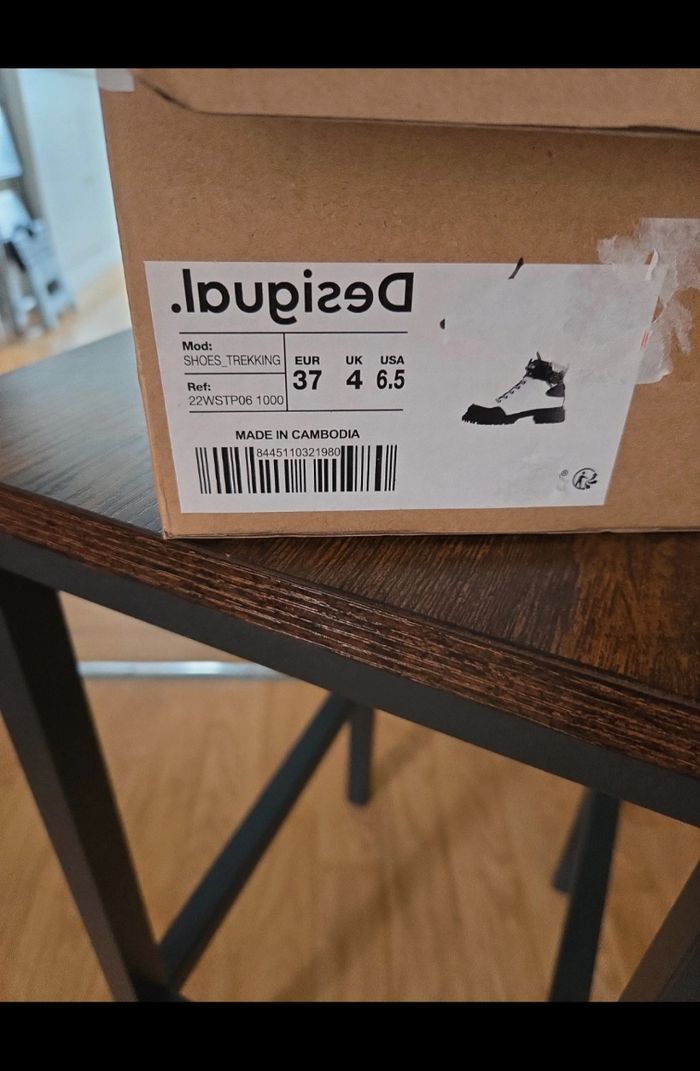 Boots desigual pointure 37 - photo numéro 5