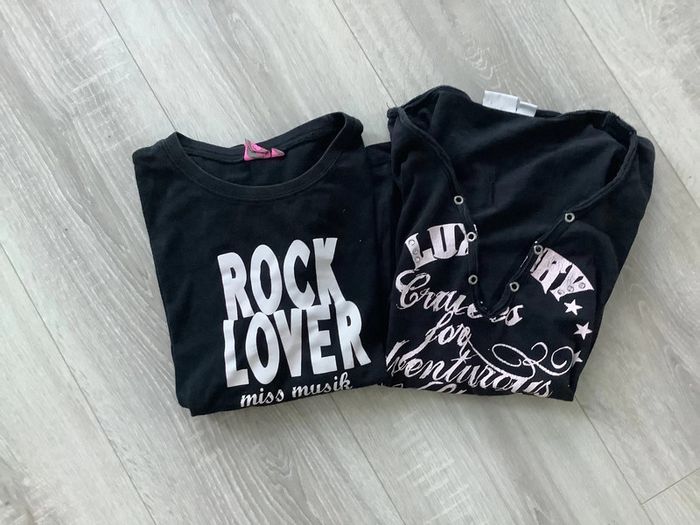 2 tee-shirts noirs