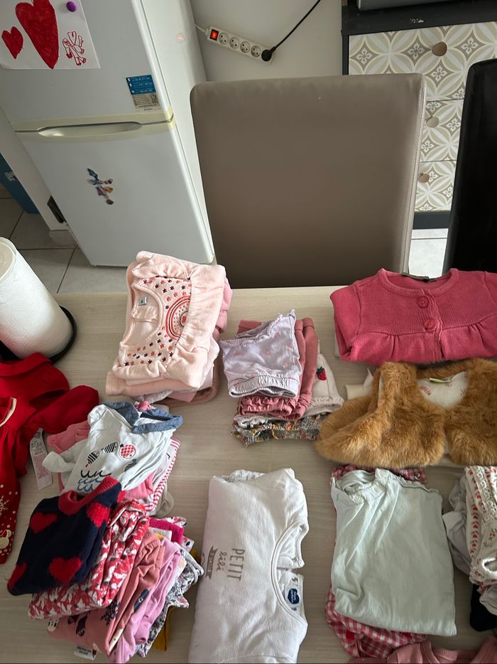 Lot vêtement fille 6 mois - photo numéro 4